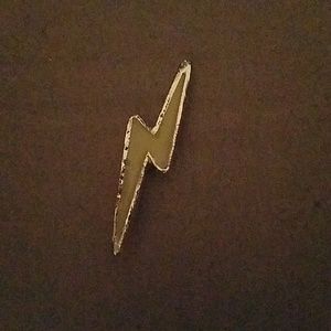 lightning pin